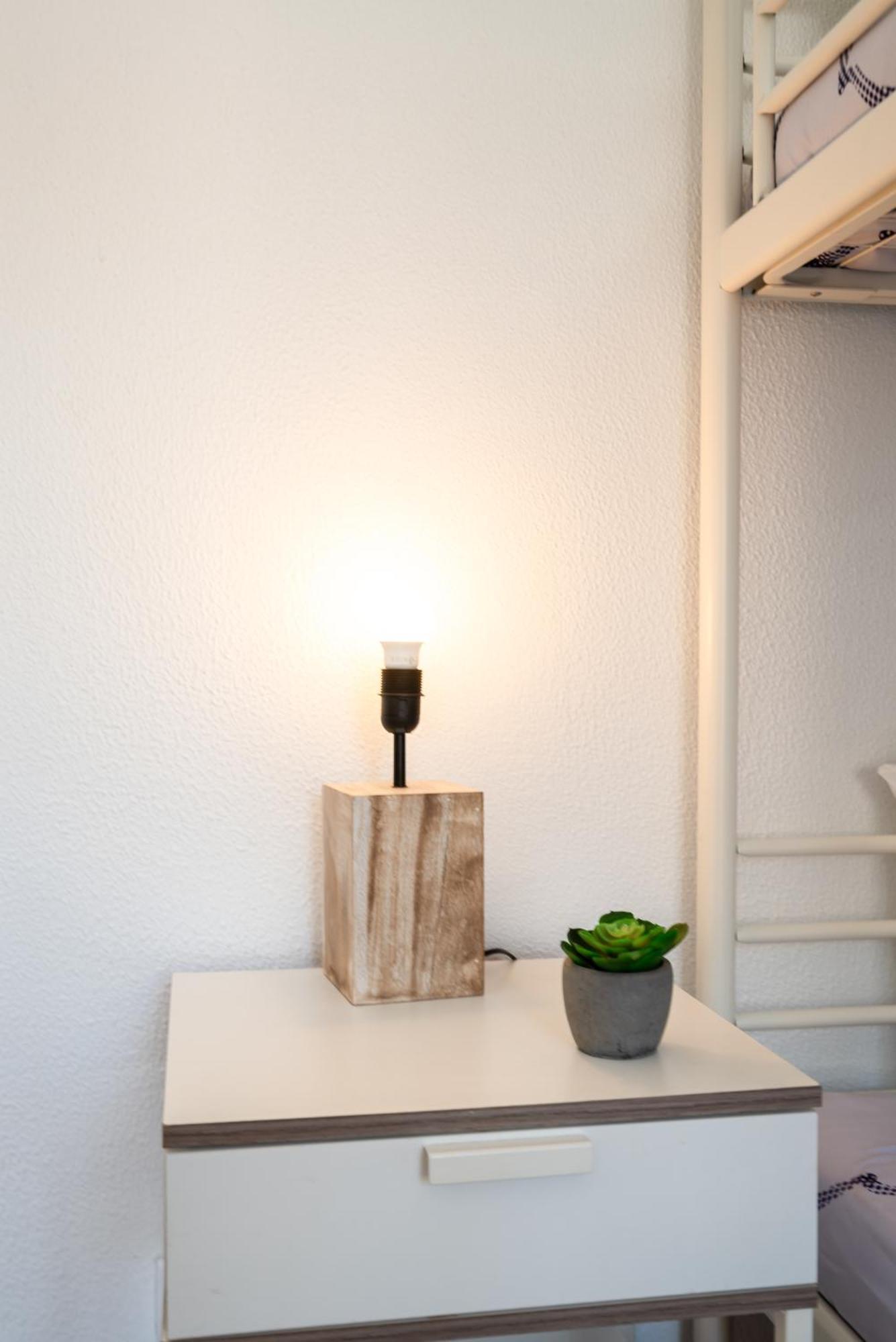 Appartamento Host Wise - Large Flat W Terrace - Ace Location At Aliados OOporto Camera foto