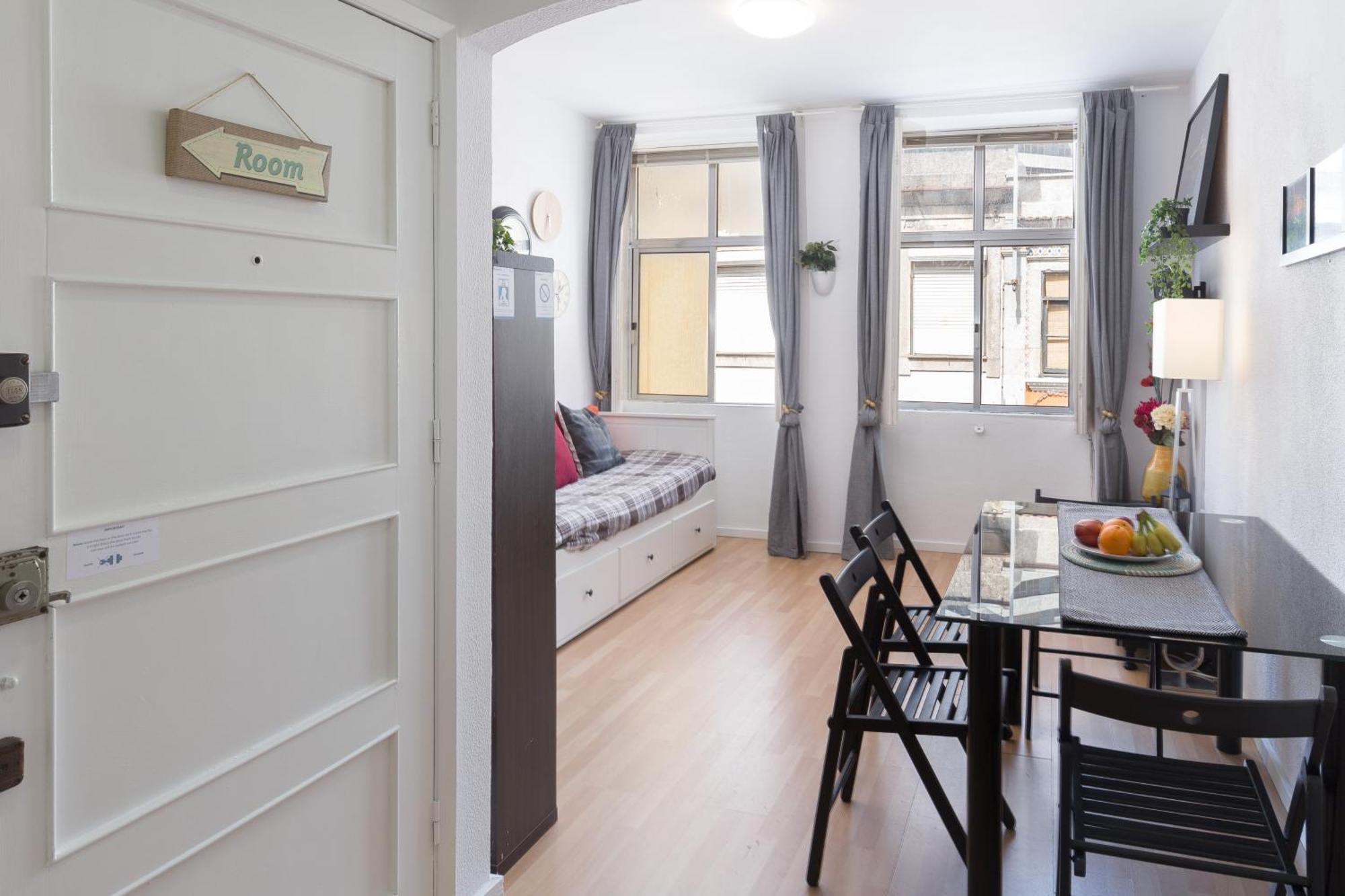 Appartamento Host Wise - Large Flat W Terrace - Ace Location At Aliados OOporto Camera foto