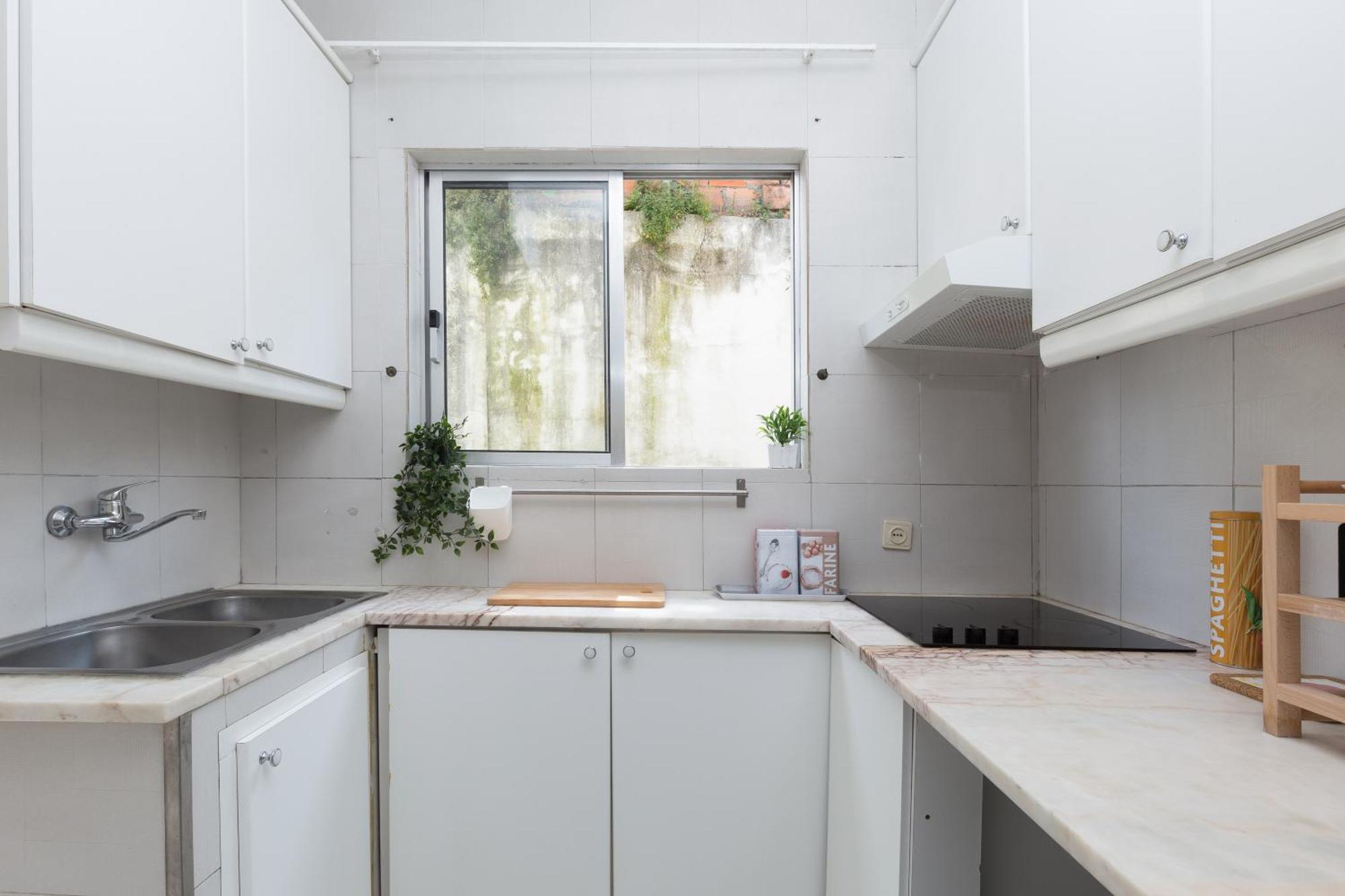 Appartamento Host Wise - Large Flat W Terrace - Ace Location At Aliados OOporto Camera foto